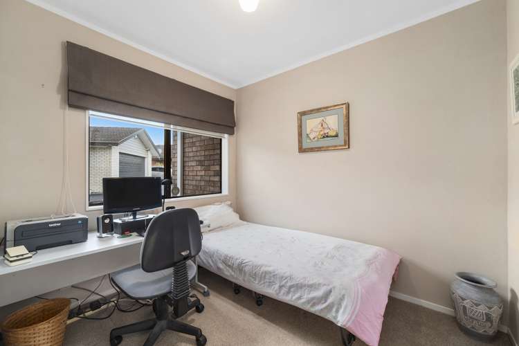 2/7 Mirabell Place Golflands_13