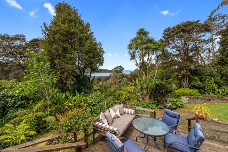 655 Huia Road Parau_11