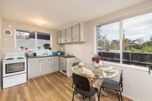 2/72C Cuffs Road Wainoni_3