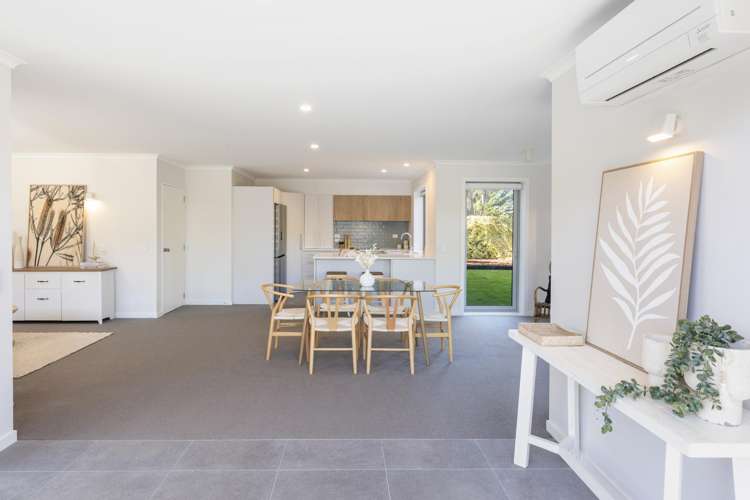 2/8 Ballance Street Waimairi Beach_9