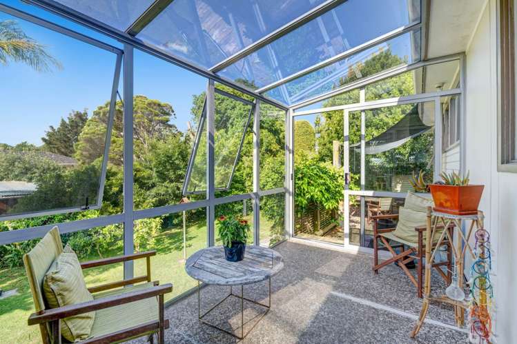 6 Karaka Street Helensville_22