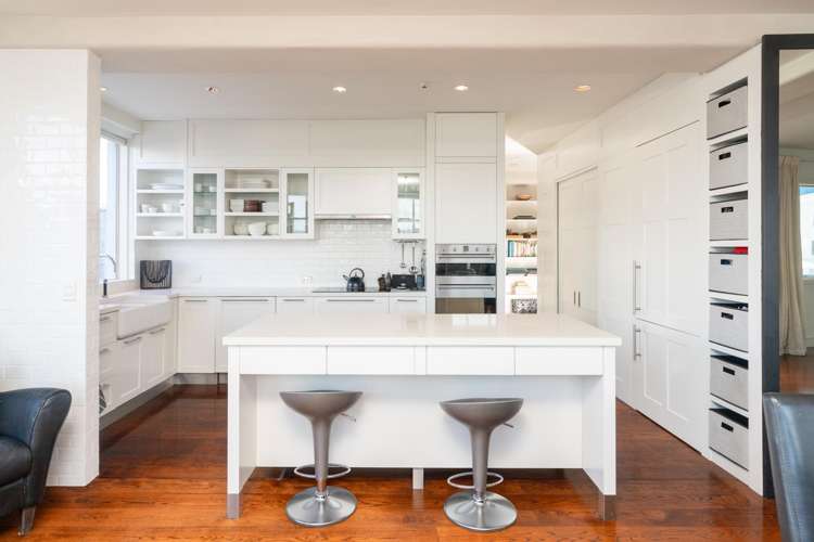 6/126 Wakefield Street_0