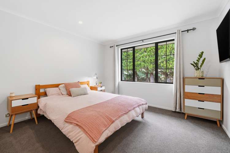 106 Davis Road Cust_12