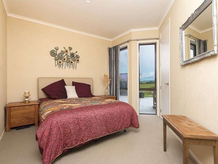 402 Highway Pukekawa_7