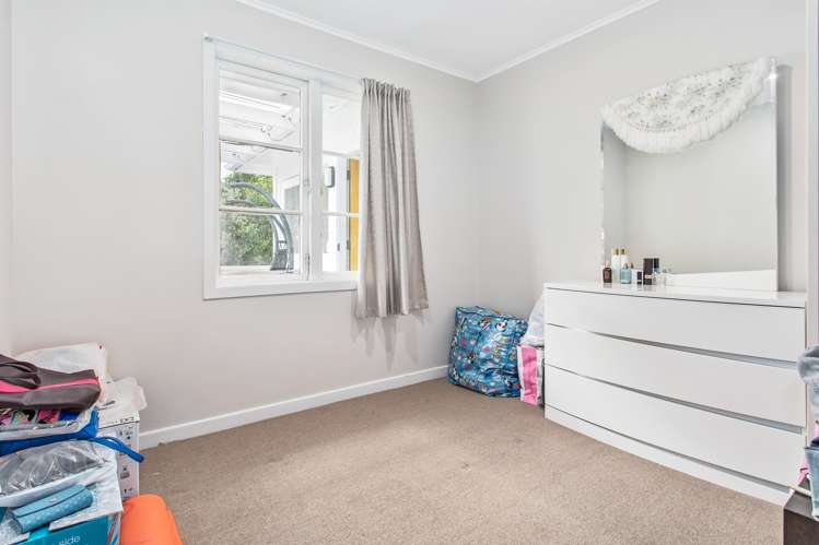 438 Old Te Atatu Road Te Atatu Peninsula_17