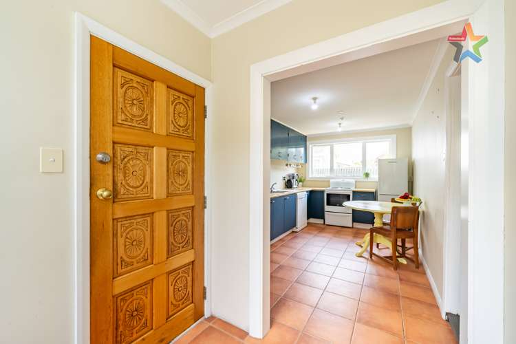 8 Golf Road Manor Park_10