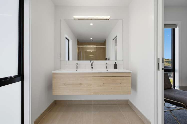 12 Bob Carter Place Welcome Bay_10