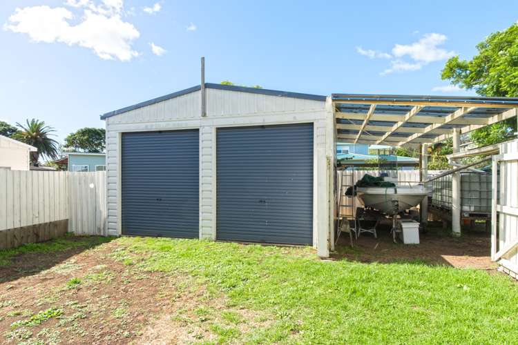 21 Kawakawa Bay Coast Road Kawakawa Bay_3