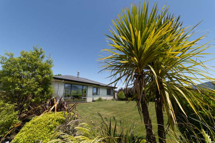 9 Ruataniwha Drive_0