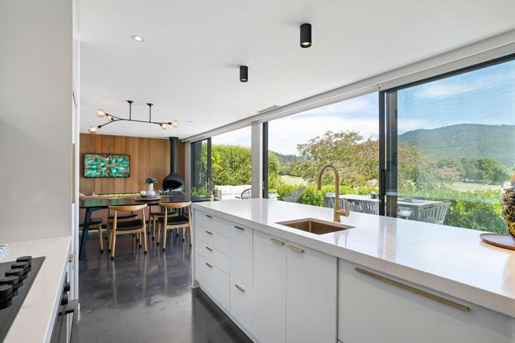 110 Augusta Drive Pauanui_14