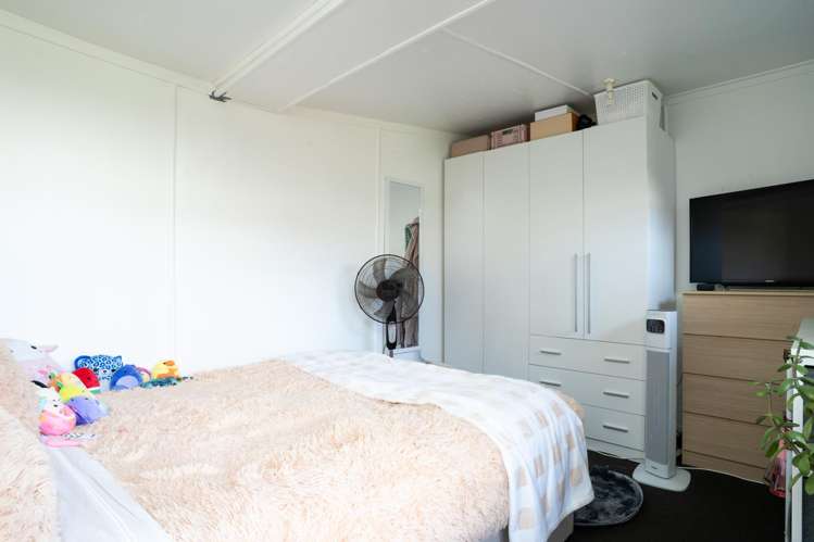 17 Goldsmith Place Waltham_12