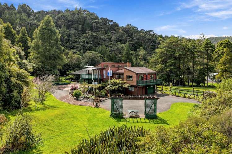 111 Te Henga Road_0
