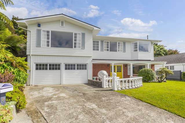 8 Lethenty Way Karori_1