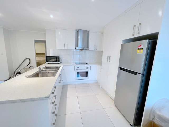 1/23 Mannering Place Hillcrest_4