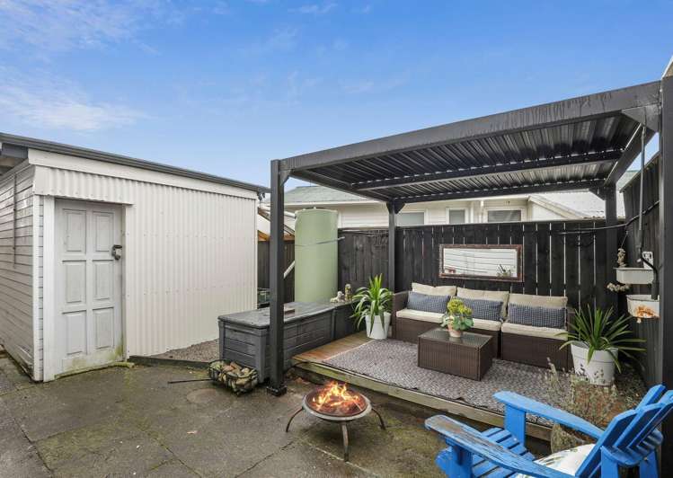 49A Gladstone Road_1