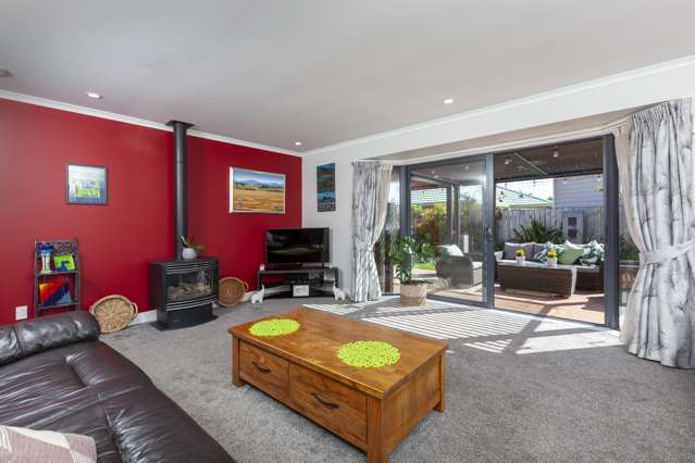 68 Guildford Drive Paraparaumu_2