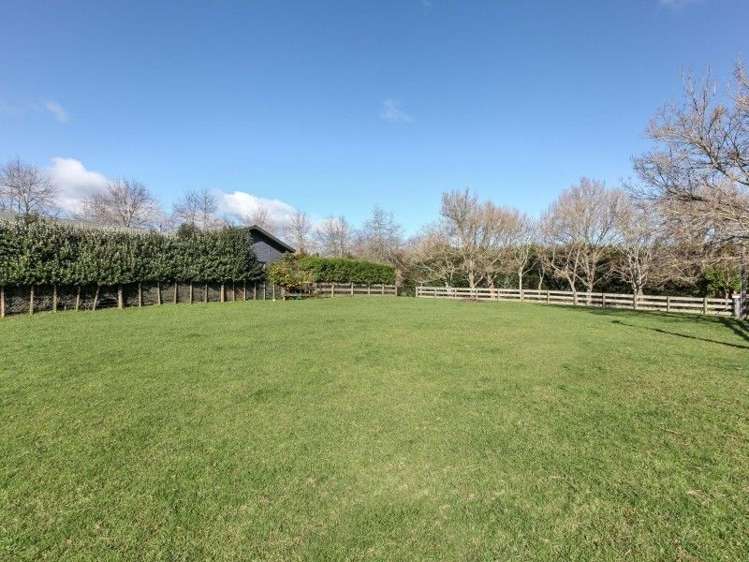 18 Kath Henry Lane Drury_16