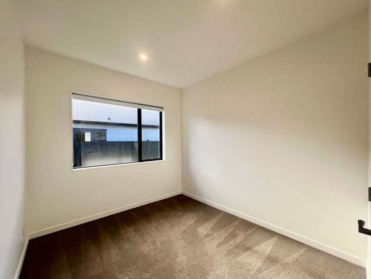 4 Haupa Nui Street Wainui_4