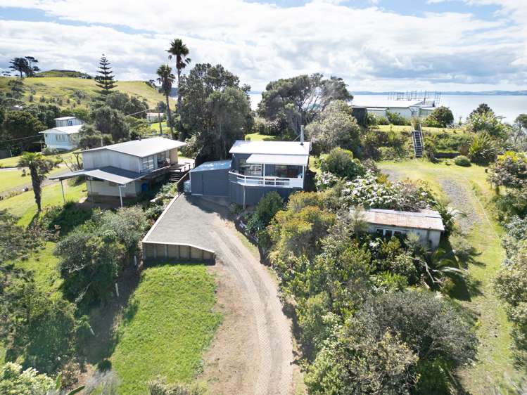 6569 Pouto Road Pouto_22