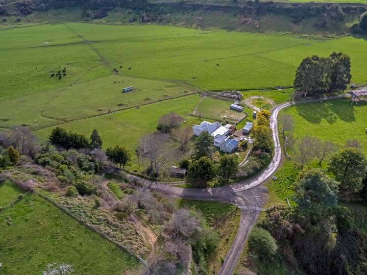 99 Rowes Road Hunterville_0