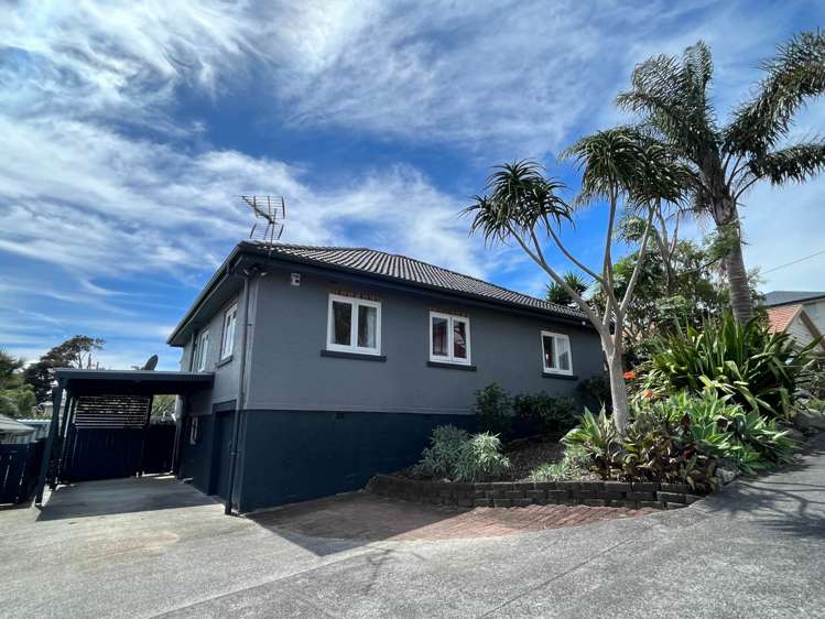 29b West Coast Road Glen Eden_16