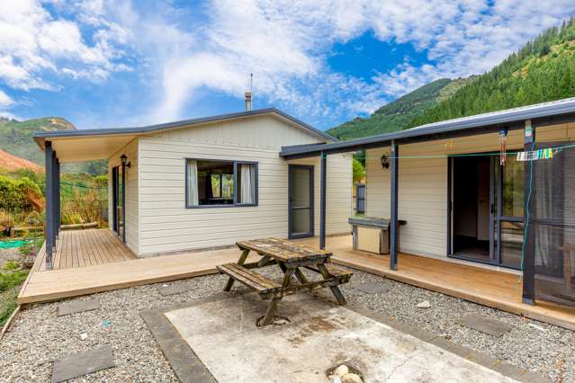 264 Wakamarina Road Havelock_4