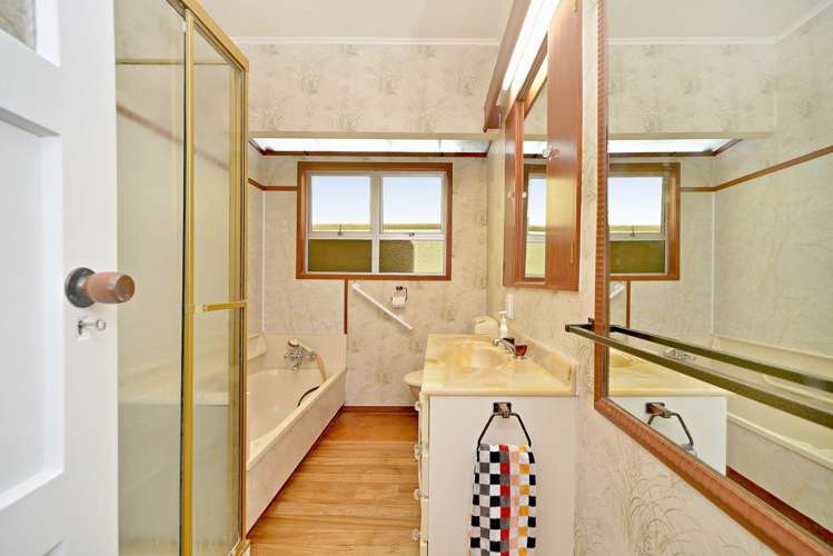 27 Fairlands Avenue Waterview_6