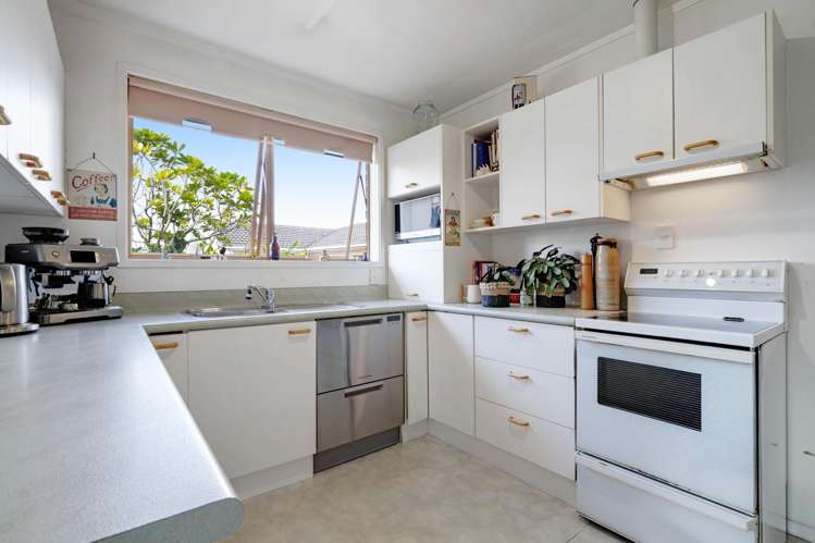 29 Sorrel Crescent Bucklands Beach_12