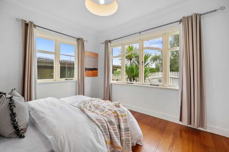 79 Ngataringa Road Devonport_13