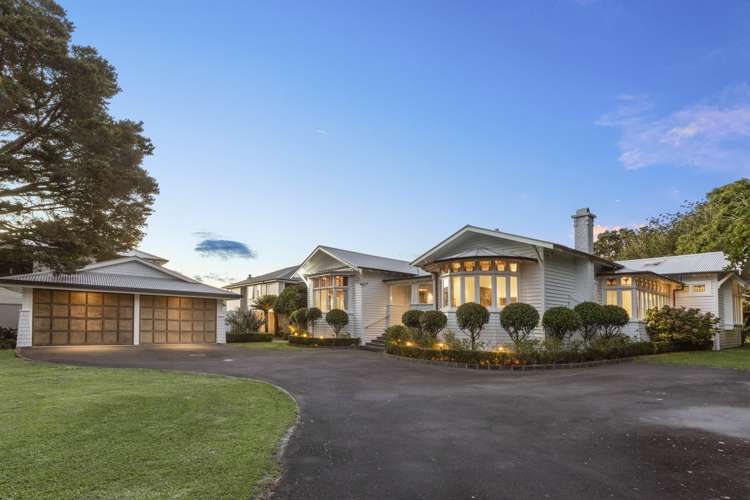 19 Golf Road Epsom_27