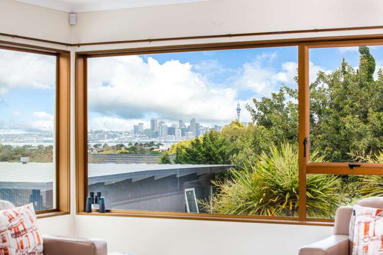 1/18 Holdaway Avenue Northcote_5