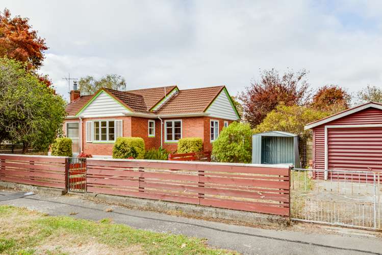 18 Masters Crescent Masterton_13
