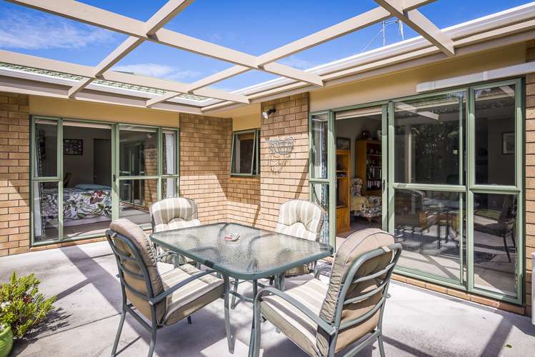 15 Beachwater Grove Paraparaumu Beach_0