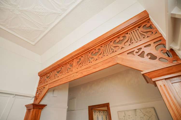 38 Russel Street Gladstone_13