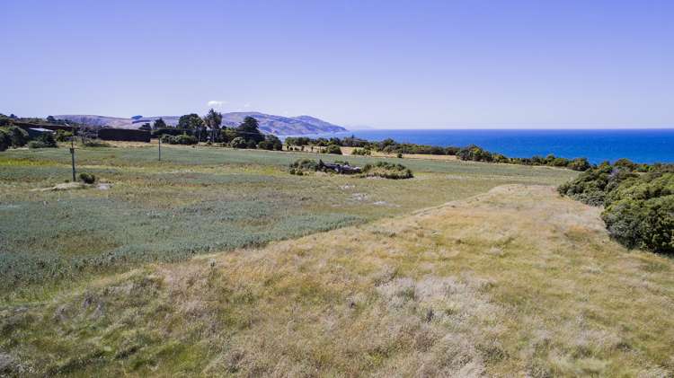 371 Cathedral Road Domett_6