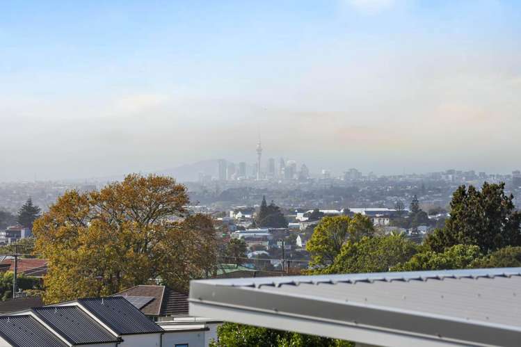 85 Glengarry Road Glen Eden_37