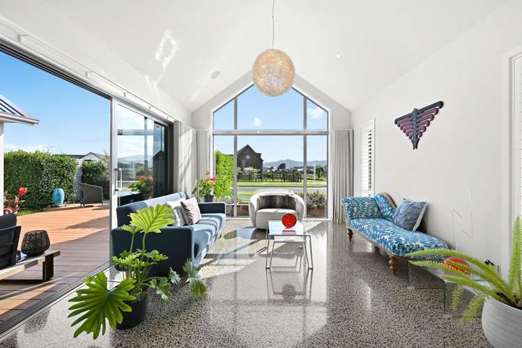 77 Baxter Michael Crescent Cambridge_11