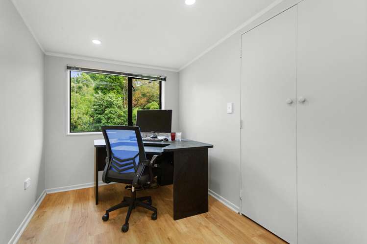 5 South Street Tawa_16