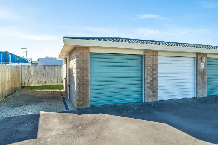 30/17 John Street Trentham_15