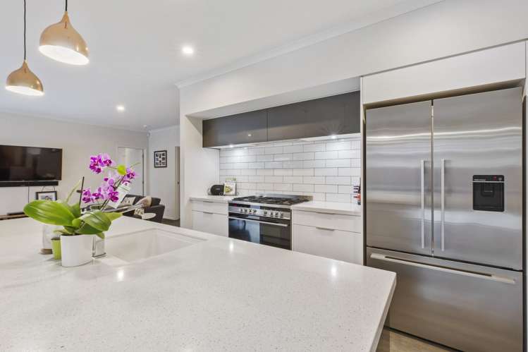 14 Iwinuku Crescent Wattle Downs_7