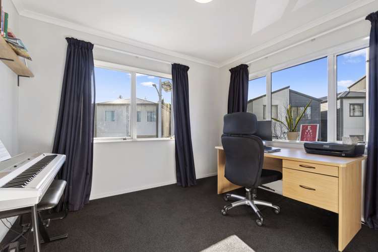 10 Whakawhiti Loop Avondale_12