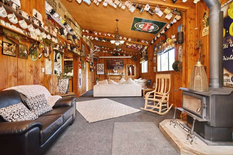 2585 South Eyre Road West Eyreton_14