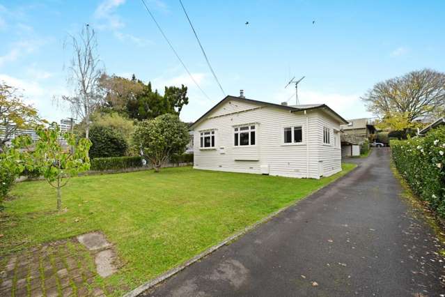 Refurbished Bungalow on a Freehold Title