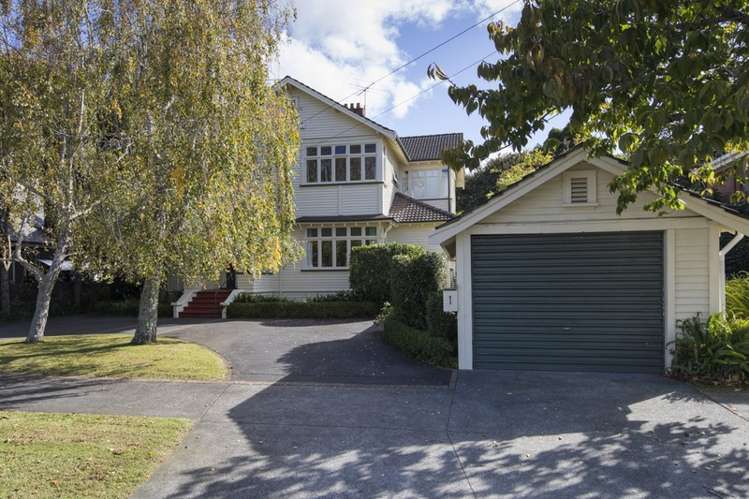 1 Shipherds Avenue Epsom_13
