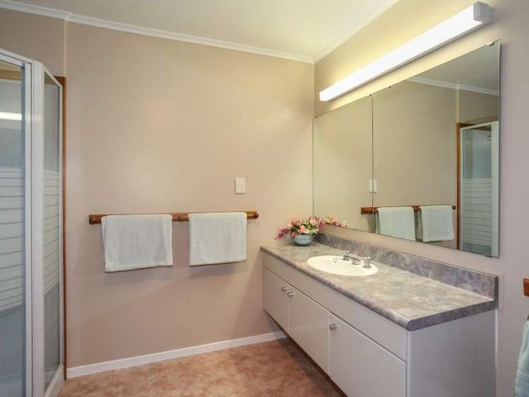 61 Brookfield Road Drury_17