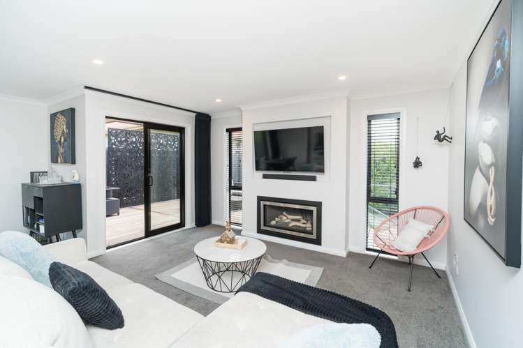 6 Ngaio Street West End_7