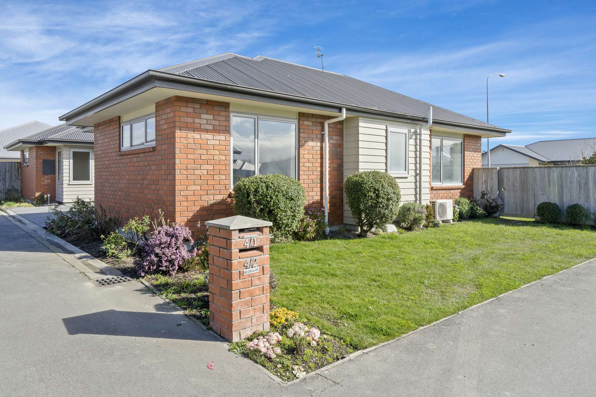 1/4 Saint Peters Close Woolston_0