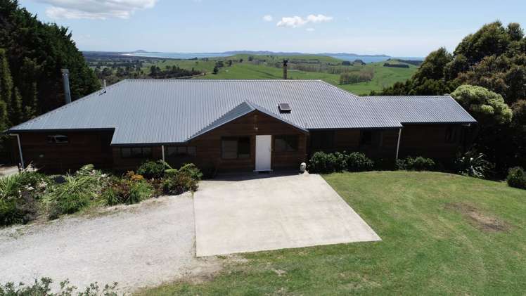 211 Parapara Road Taipa_16