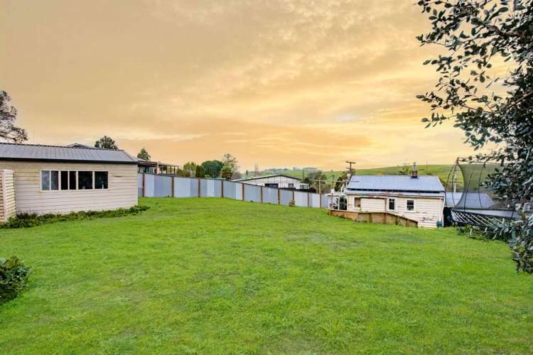 147 Renown Road Waikokowai_11