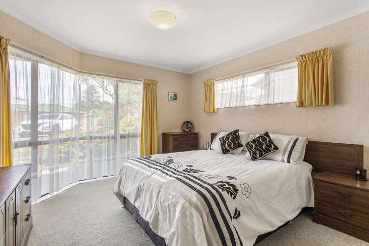 8 Harobed Place Manurewa_10